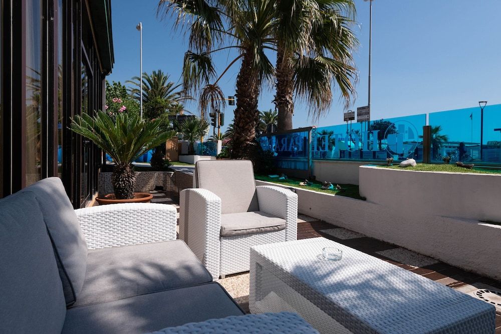 Hotel Paradiso
