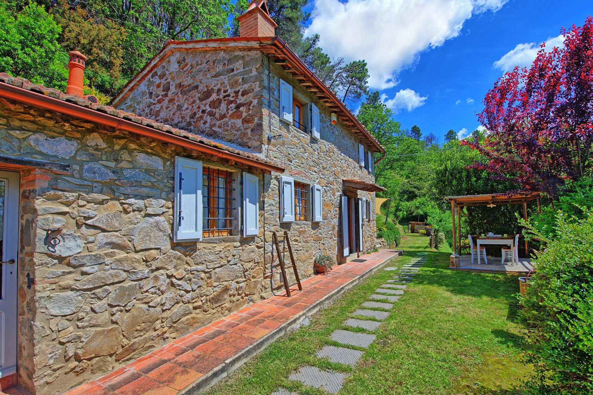 Casale Di Cozzile By Posarellivillas