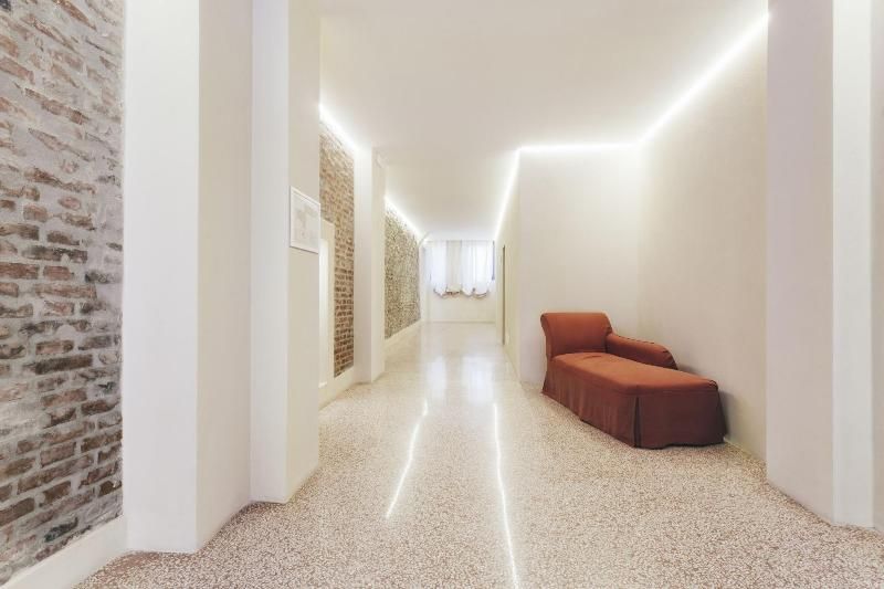 Opera Residence