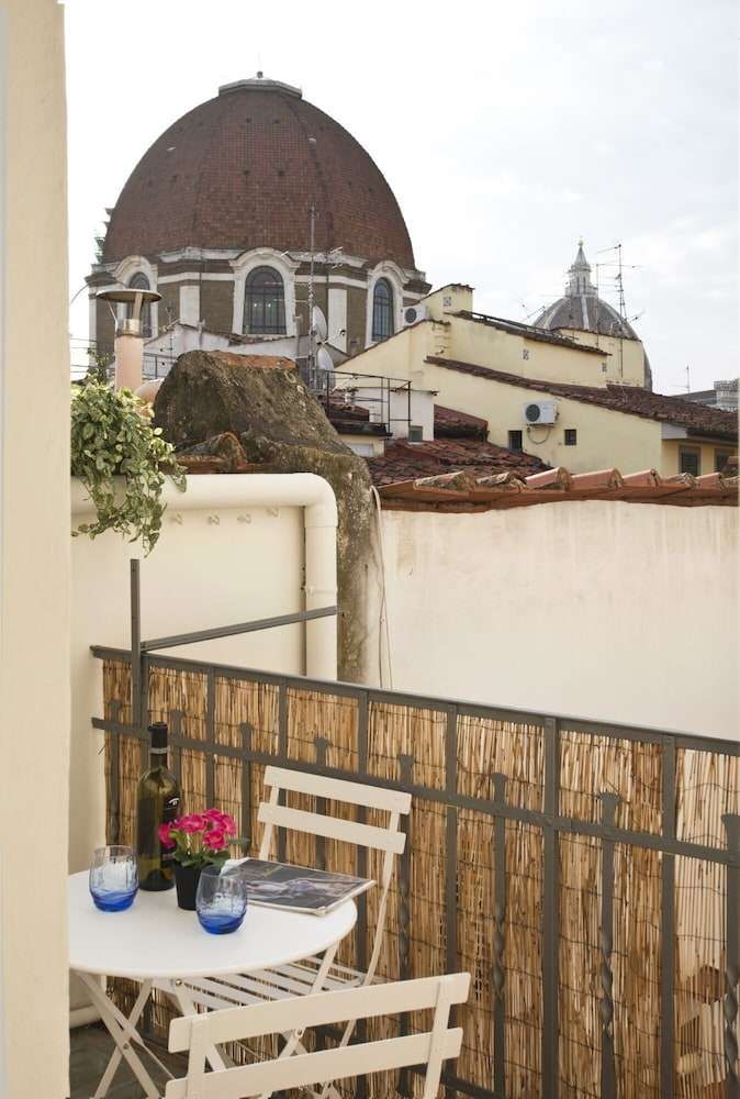 Florence Oasis