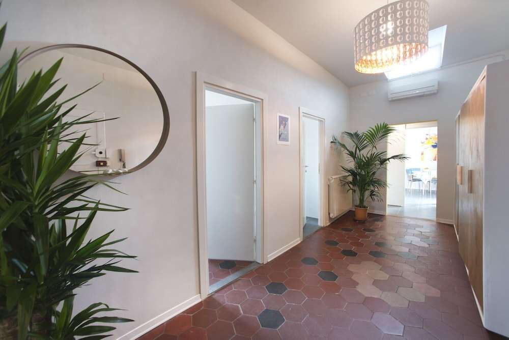 Florence Oasis