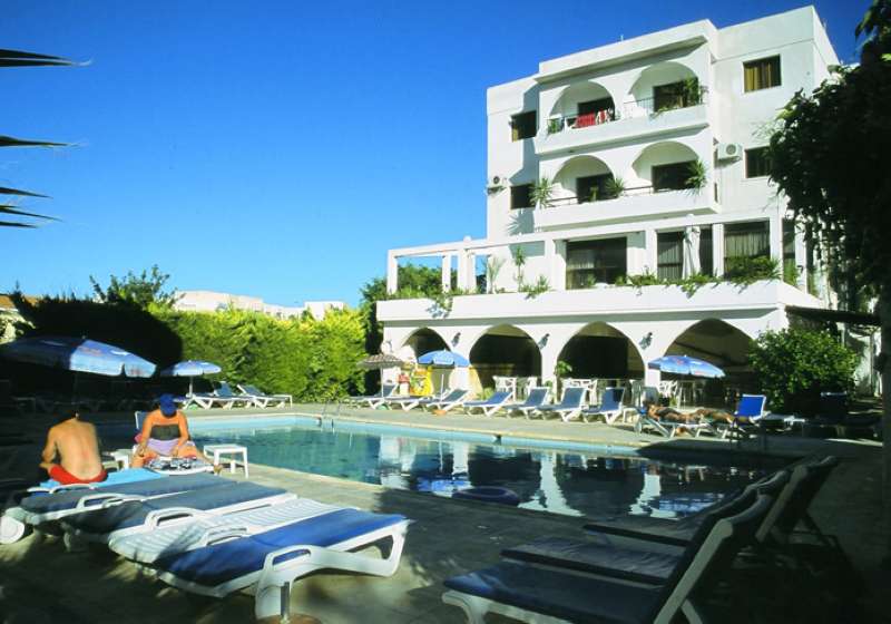 Stephanos Hotel Apartments