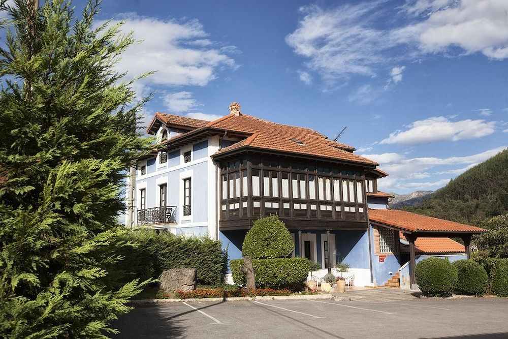 La Casona De Sobrepiedra
