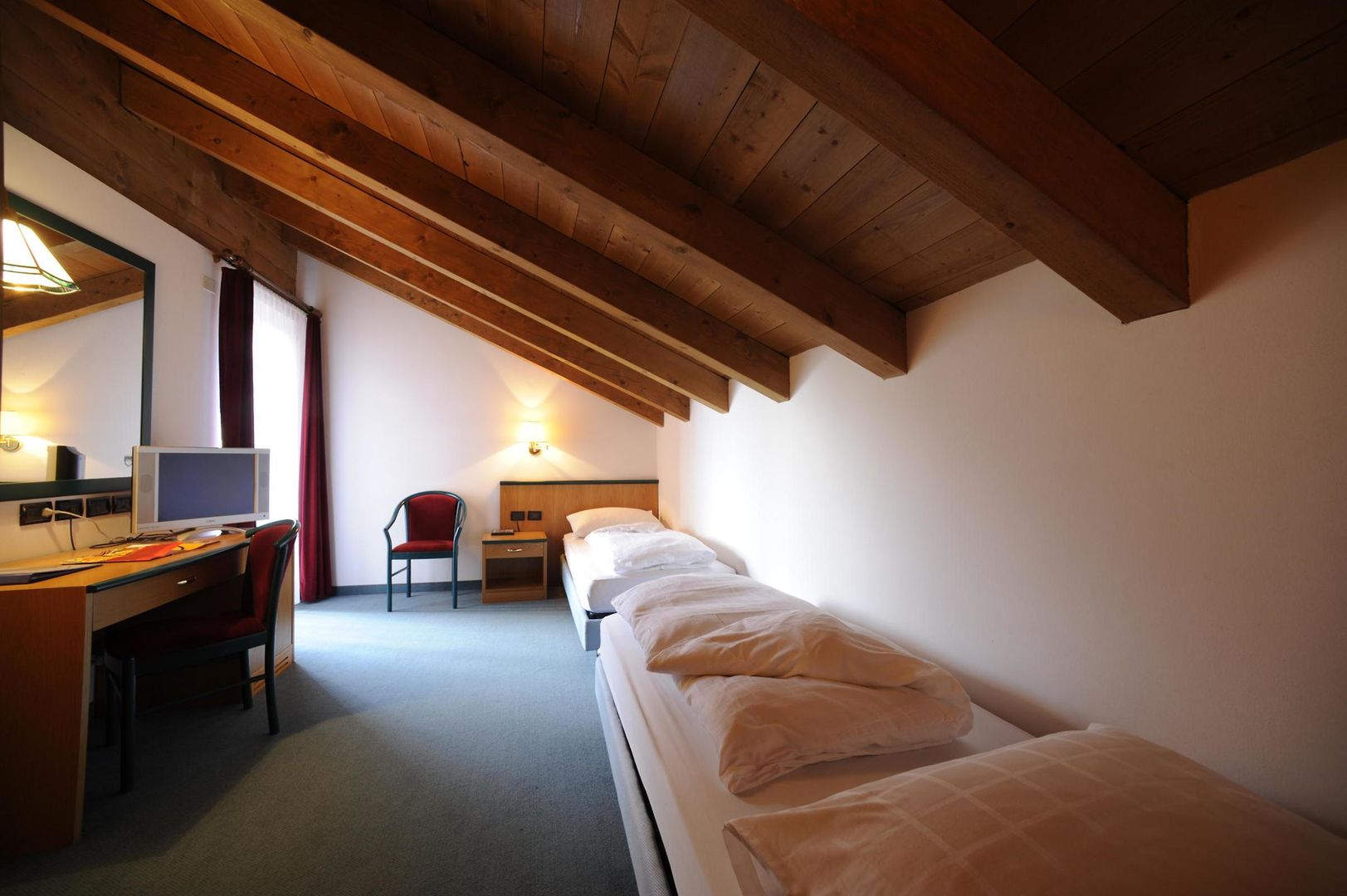 Hotel Shandranj
