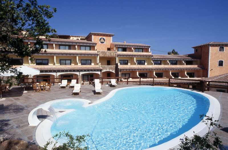 LH Pozzo Sacro Hotel