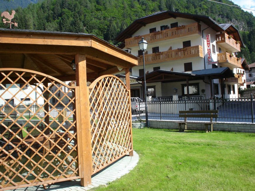 Hotel Denny