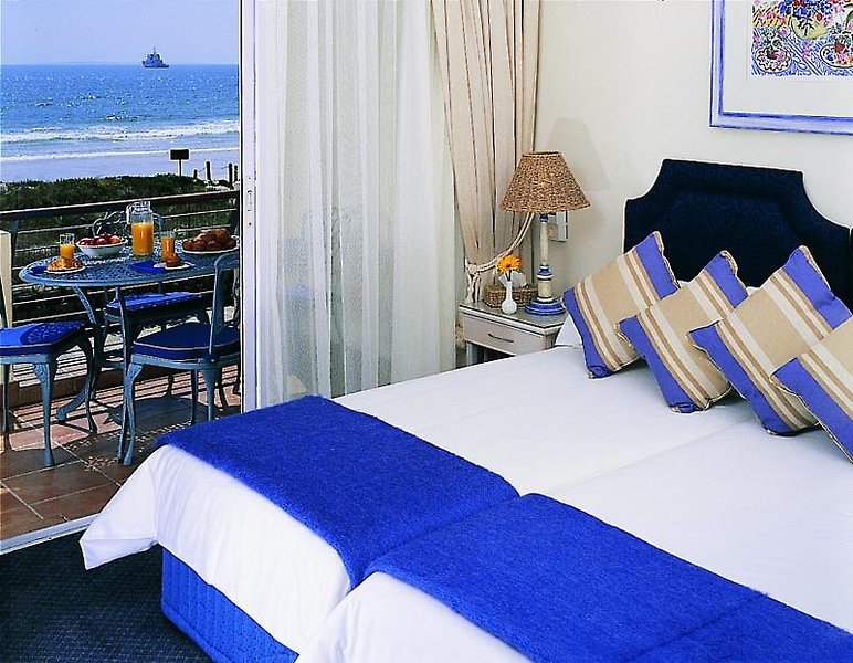 Leisure Bay Luxury Suites