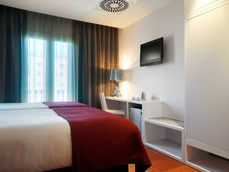 Paseo de Gracia Hotel, Sonder
