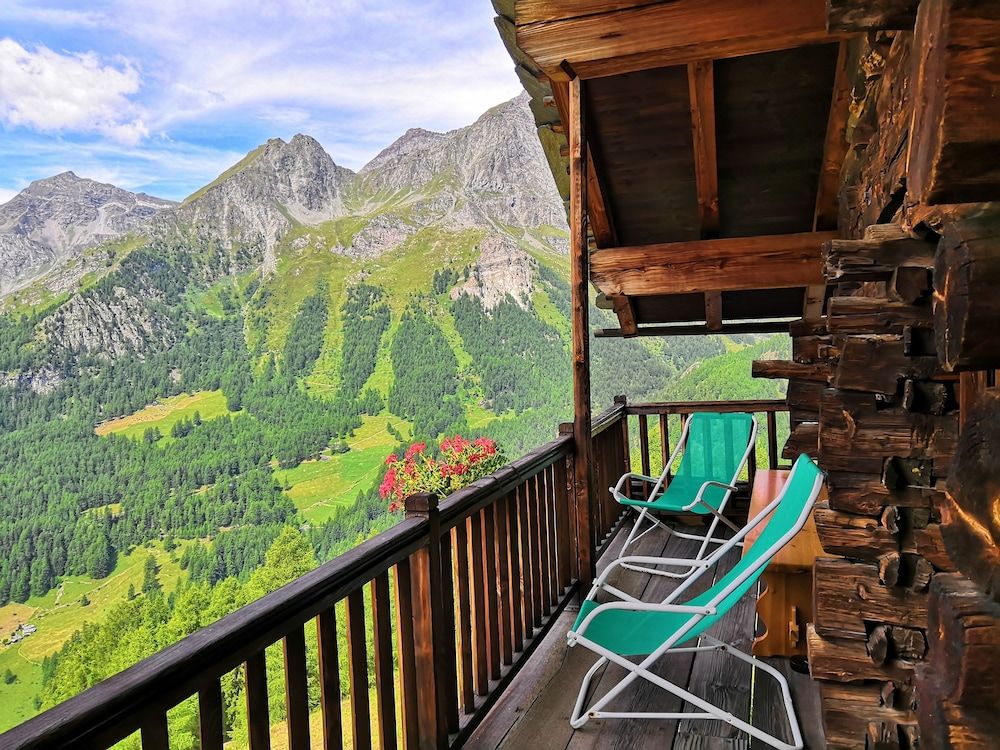 Rifugio Di Guide Frachey