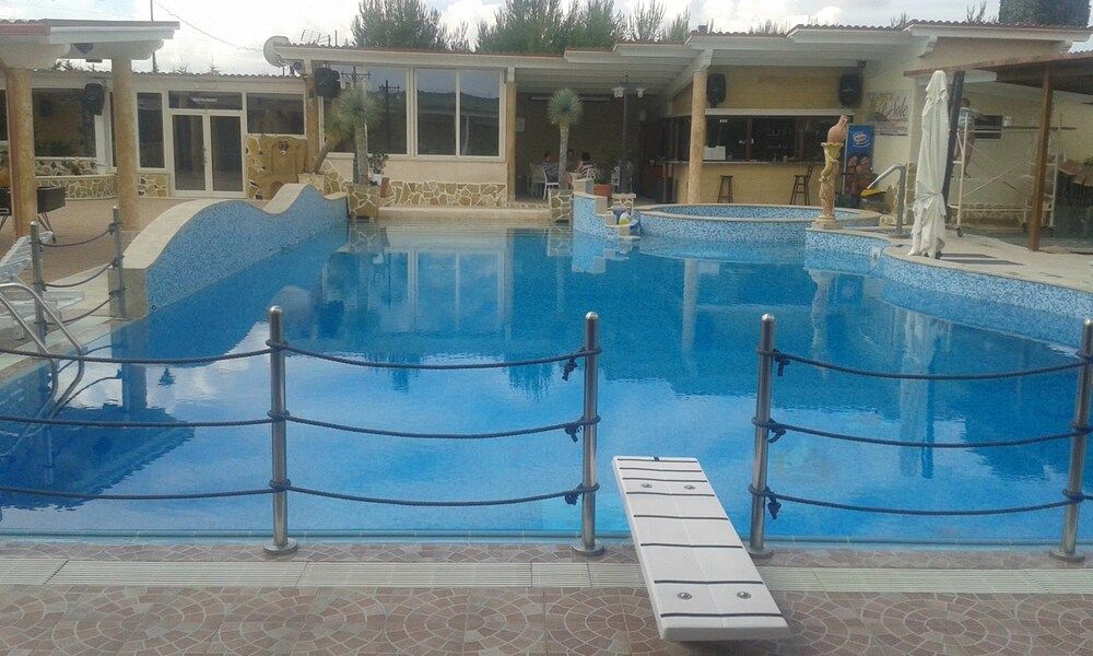 Re Sole Resort