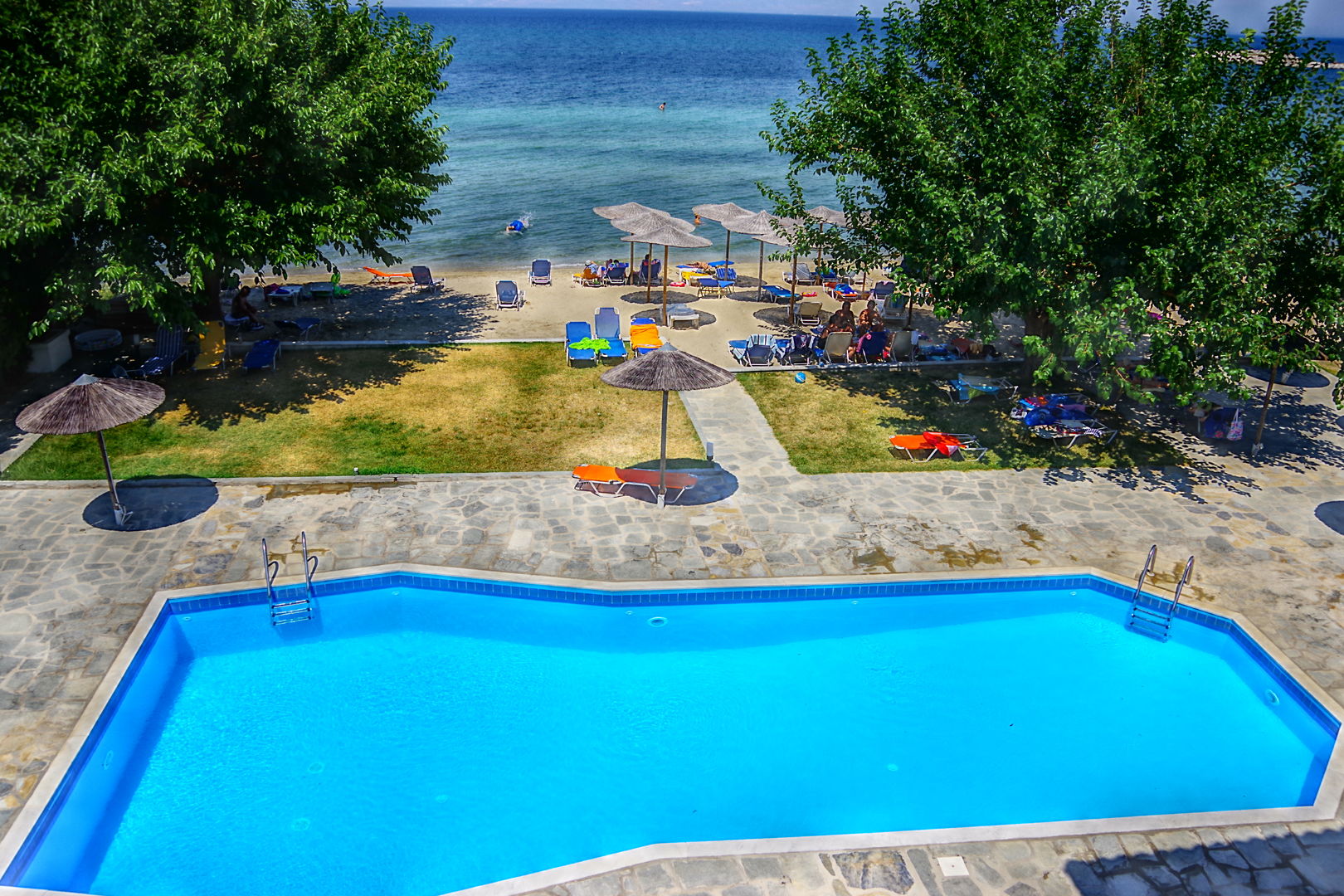 Rachoni Bay Hotel