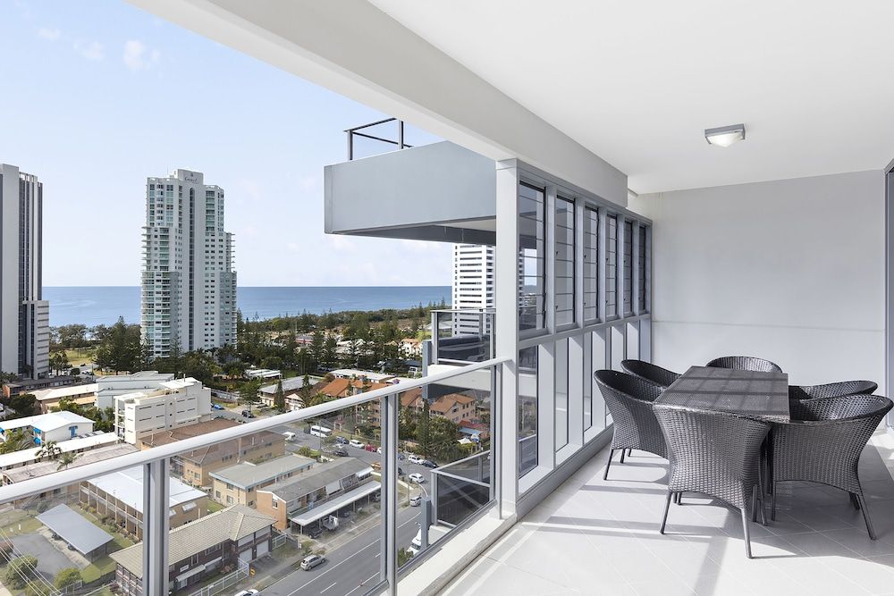 Meriton Suites Broadbeach