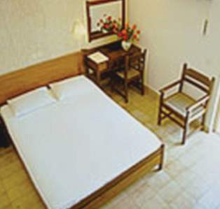 Mouikis Hotel