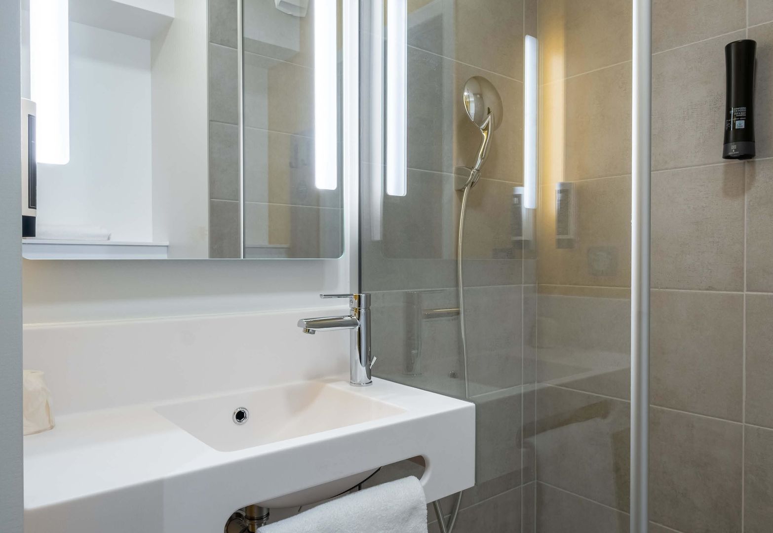B&B HOTEL Cluses Sud