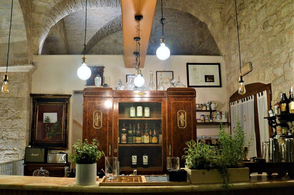 S. Martin Hotel