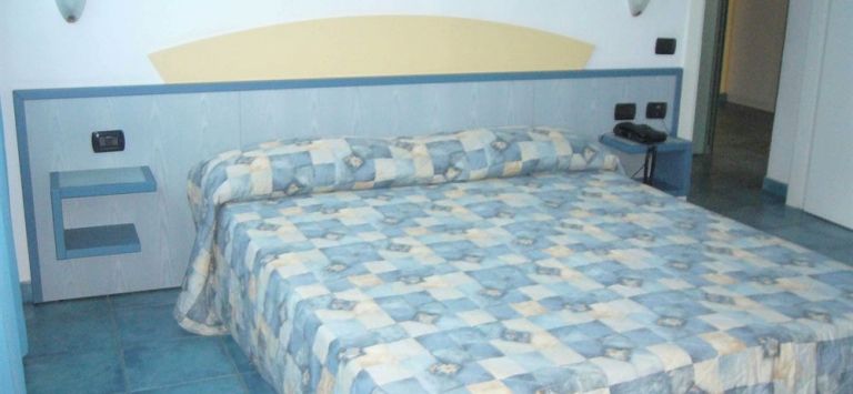 Hotel Enotria