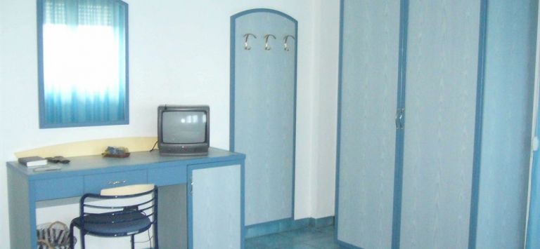 Hotel Enotria