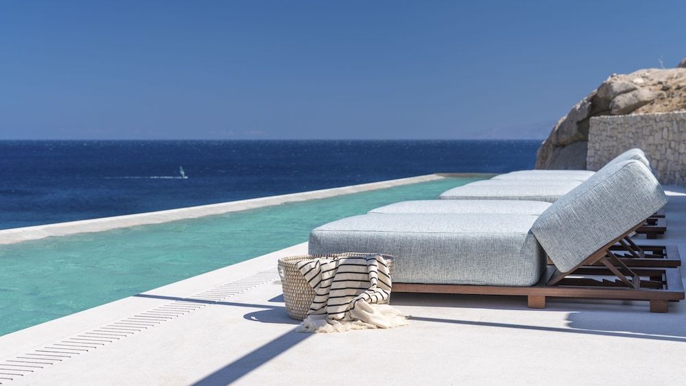Cali Mykonos