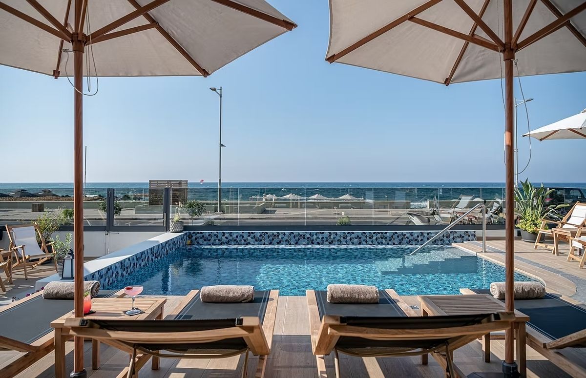 Calla Luxury Seafront Suites