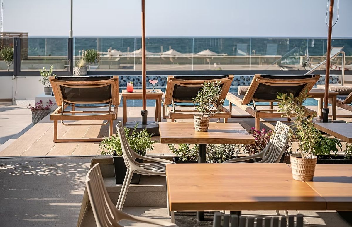 Calla Luxury Seafront Suites