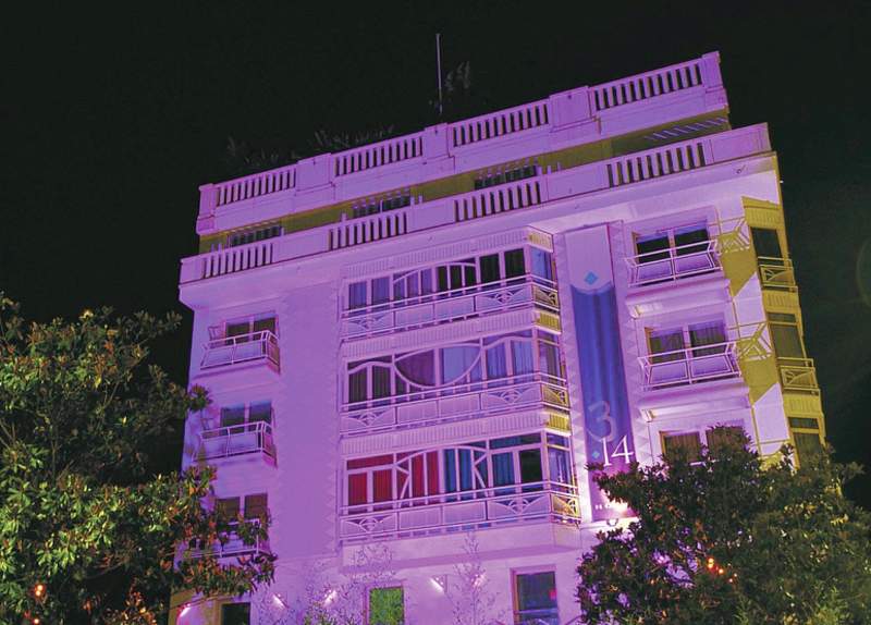 3.14 Cannes Hotel