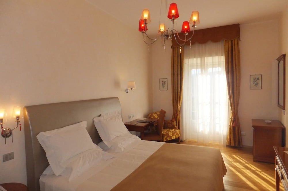 Hotel Villa Borghi