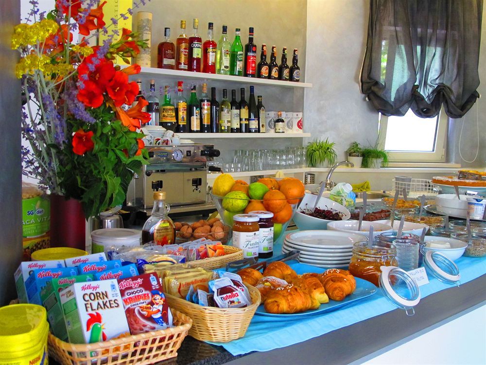 Gimmi Hotel