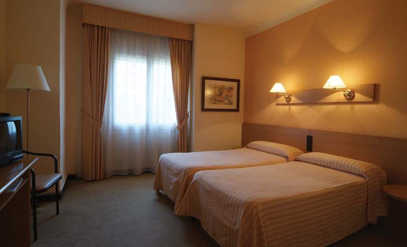 Hotel Pirineos Figueres by Pierre & Vacances