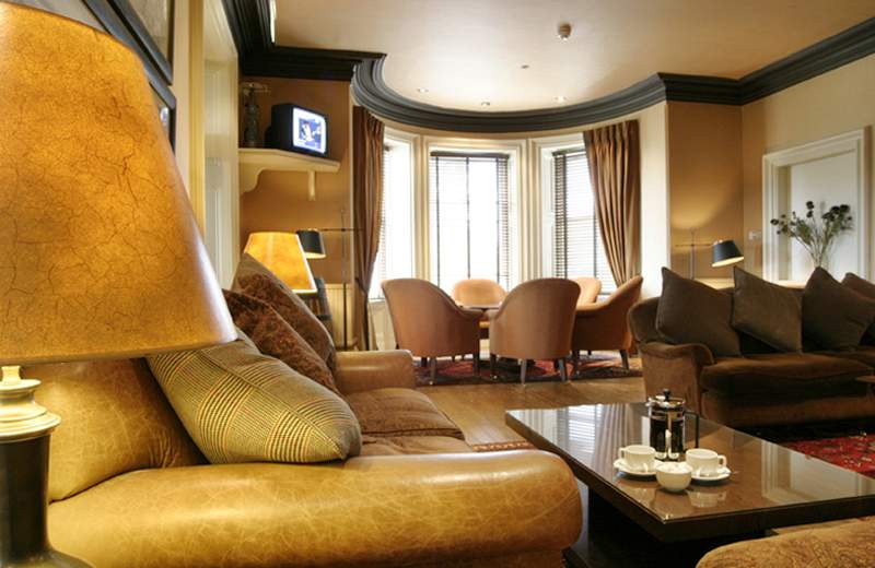 Royal Golf Hotel