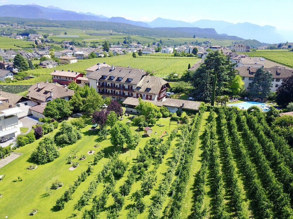 Ansitz Angerburg Blumenhotel