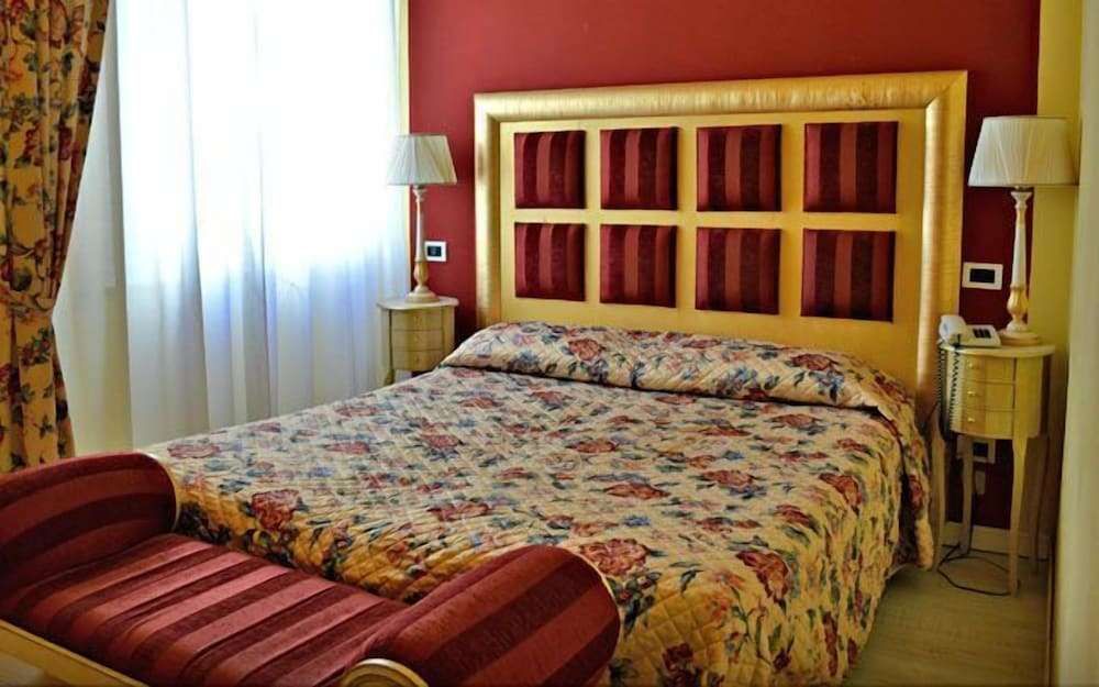 Hotel Adua