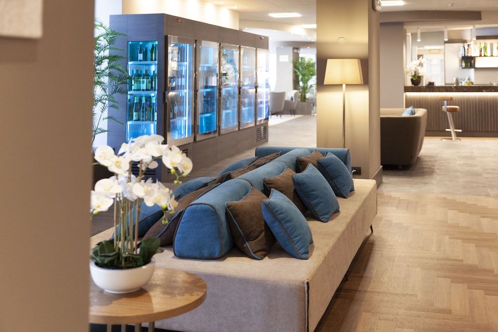 DC Hotel international