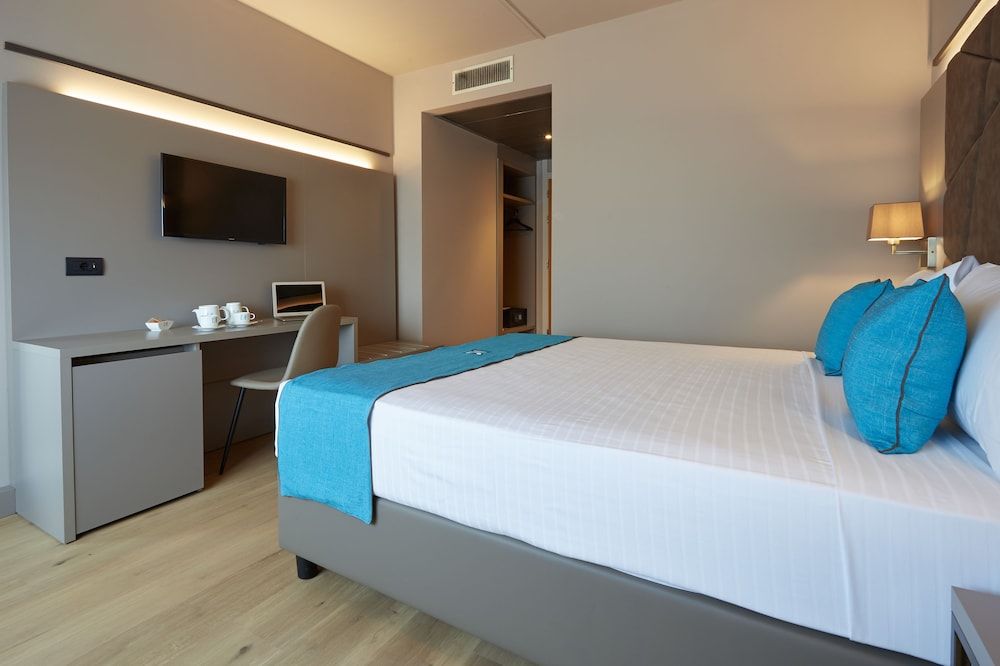 DC Hotel international