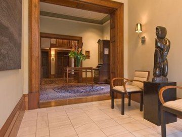 Islington Hotel