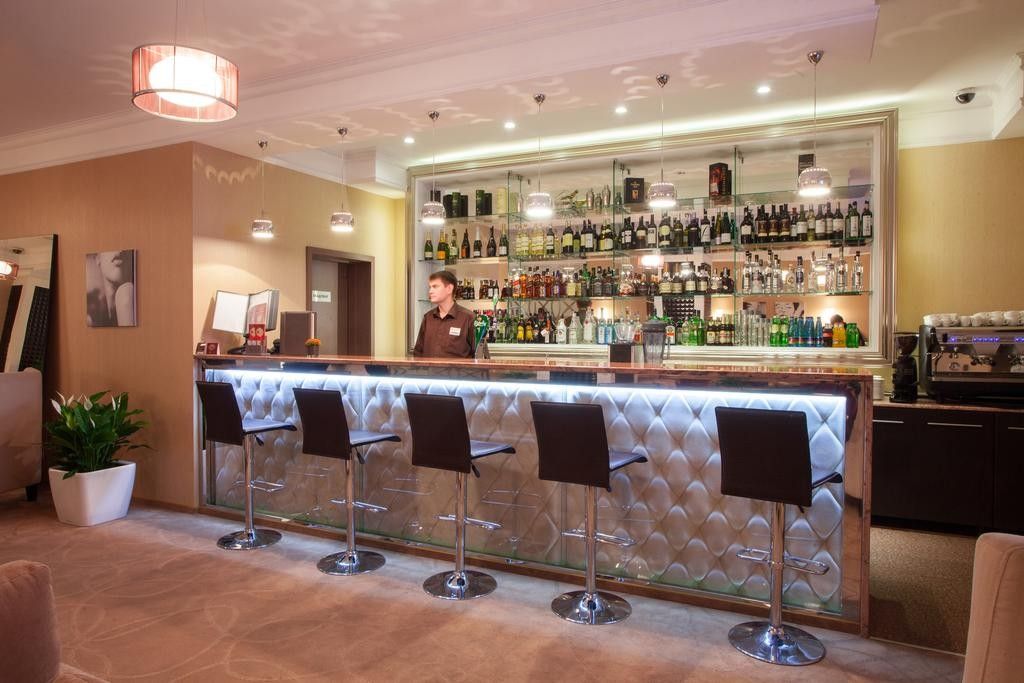 White Hill Hotel