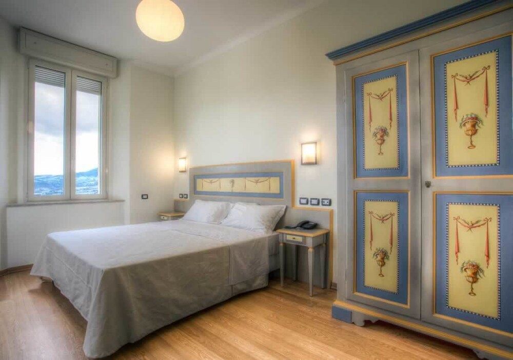 Hotel Il Duca Del Montefeltro