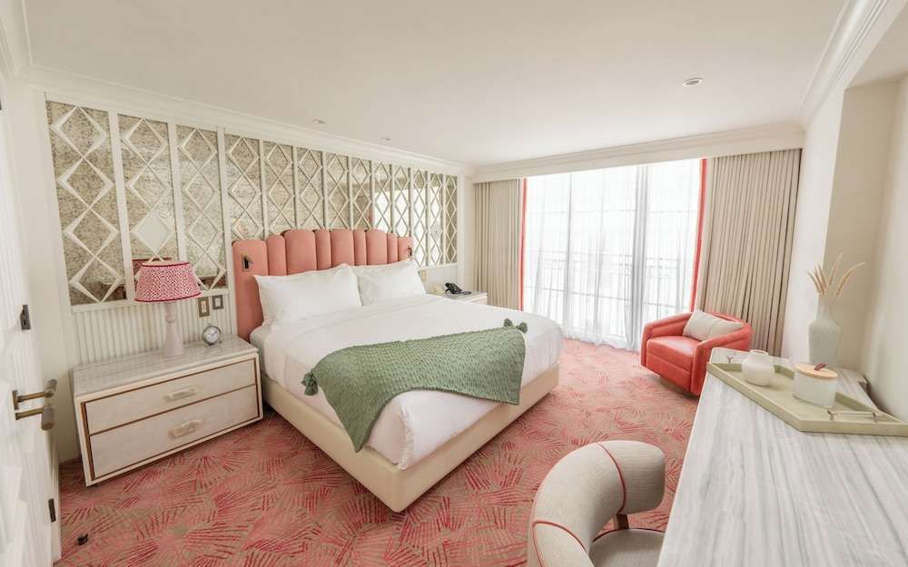 Palm House Hotel