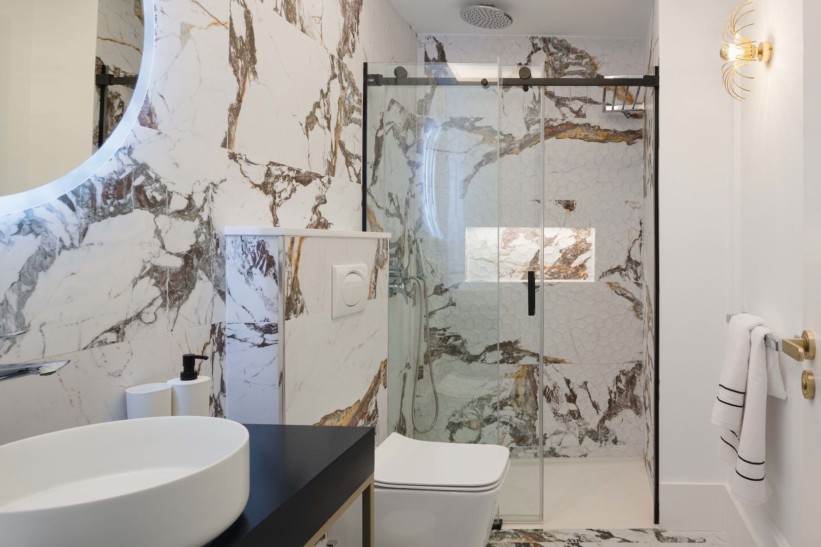 Blue Marina Suites - Boutique Apartments