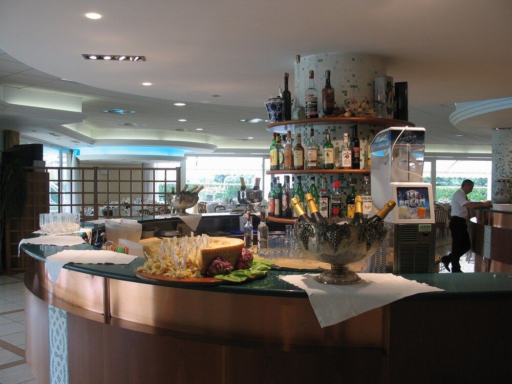 Mood Hotel