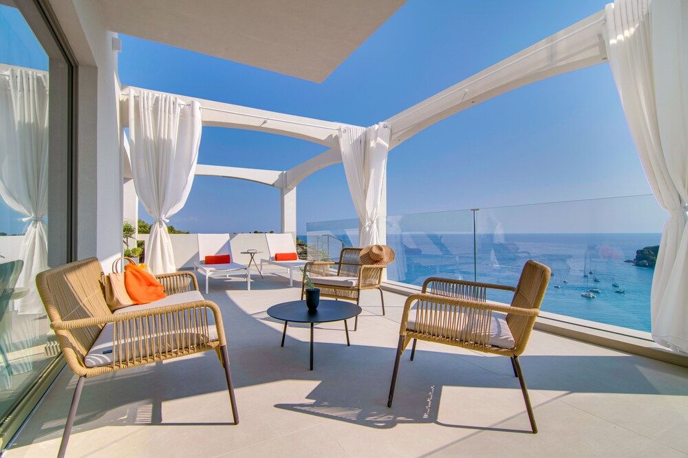 Livinghome Suites