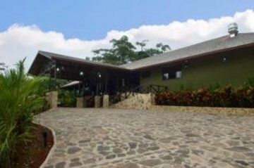 Hideaway Rio Celeste Hotel