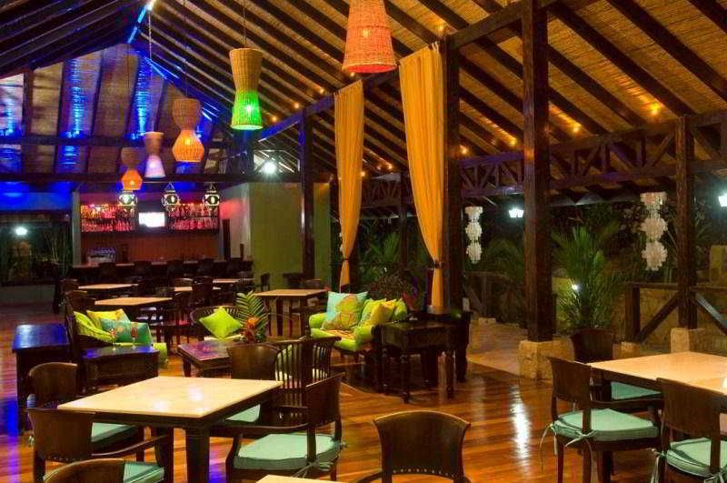Hideaway Rio Celeste Hotel