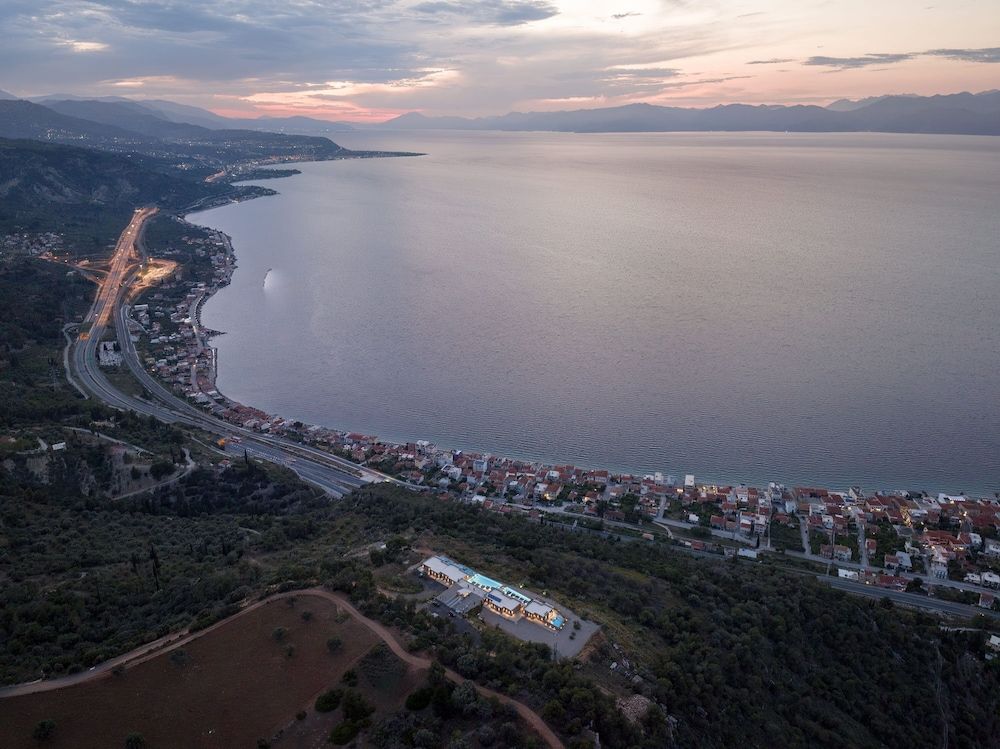 Le Grand Bleu Resort