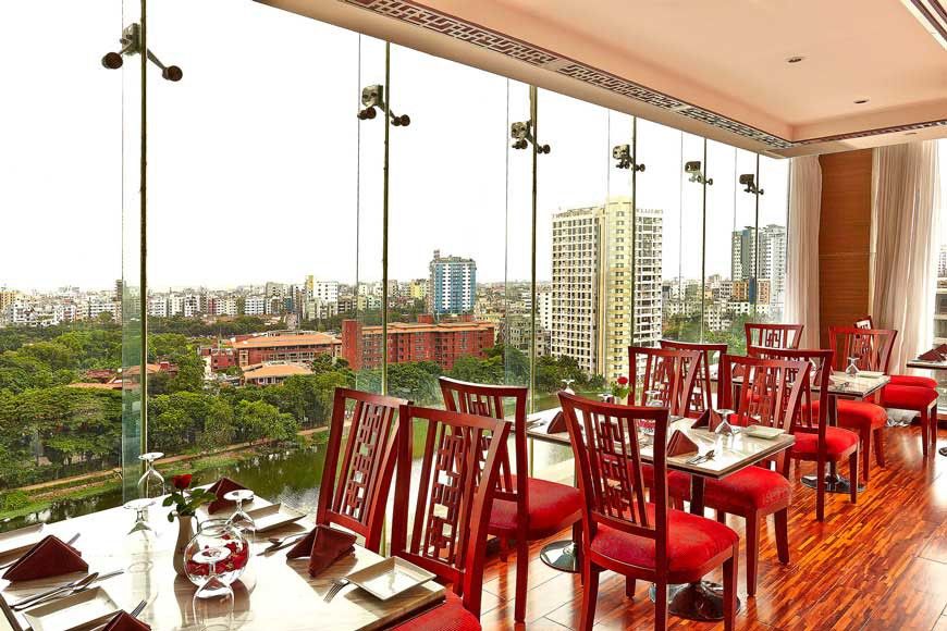 Six Seasons Hotel
