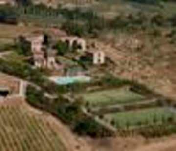 Resort Poggio Cennina