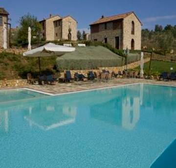 Resort Poggio Cennina