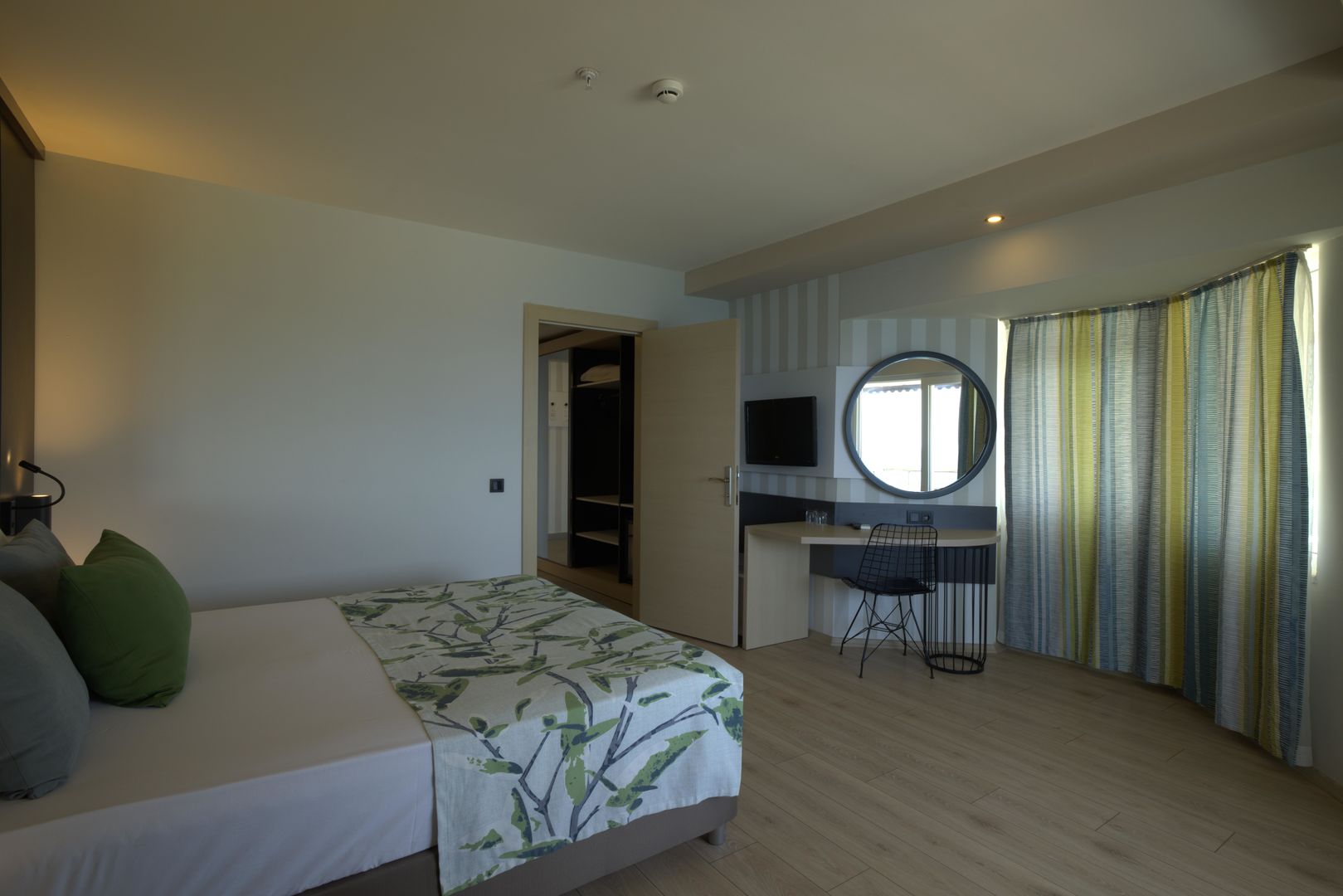 EOS Beach Resort