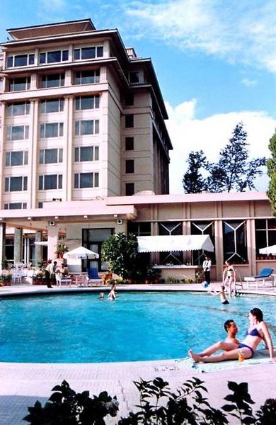 The Everest Hotel