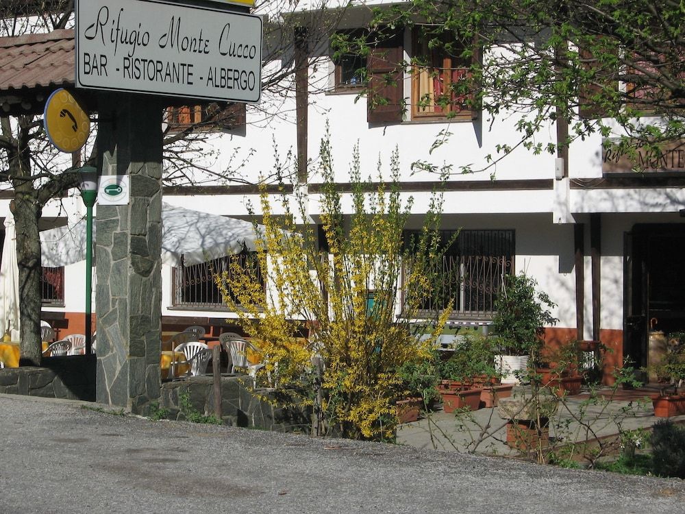 Albergo Rifugio Montecucco