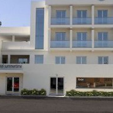 Hotel Summertime